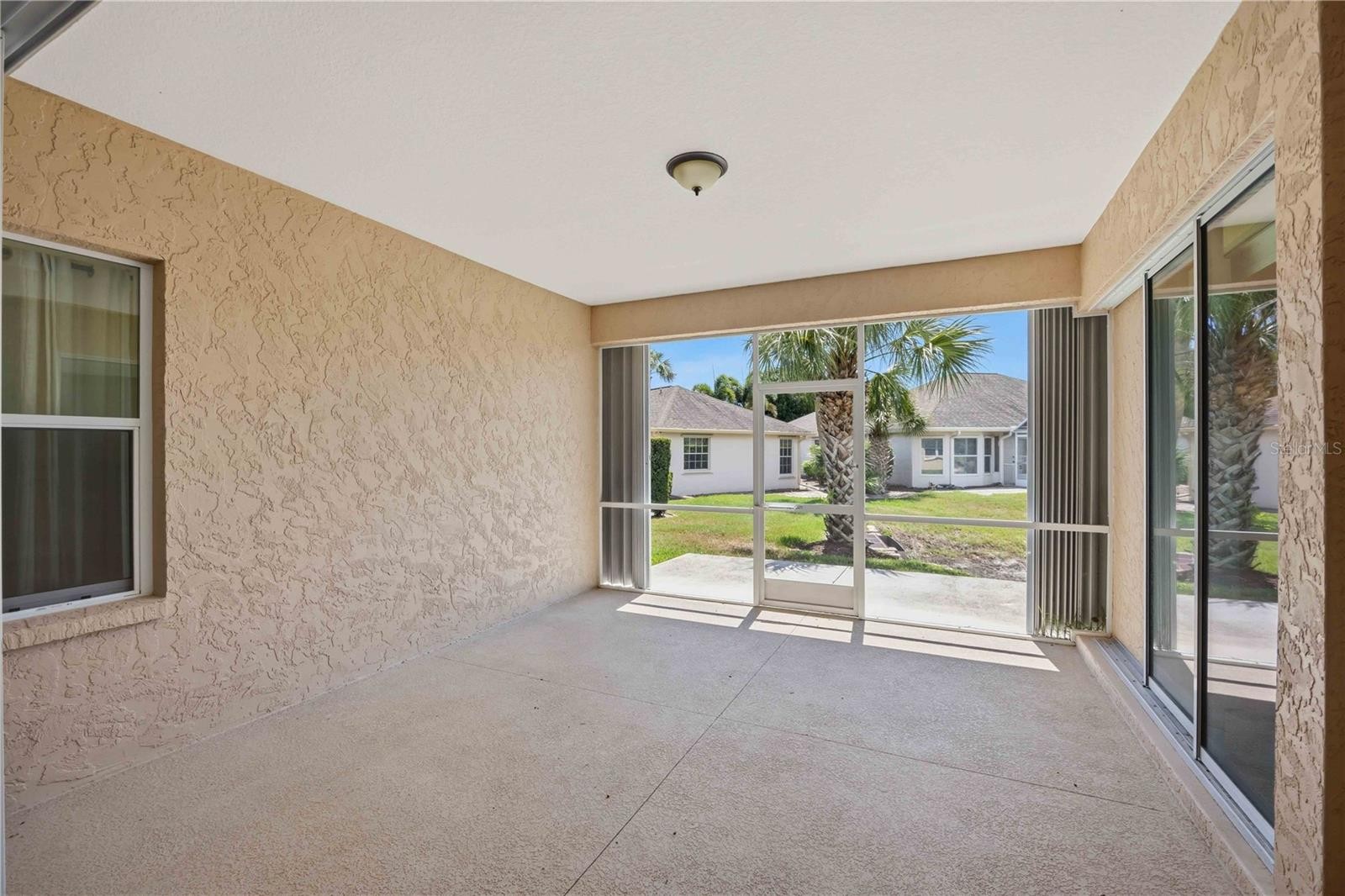 409 TOMOKA DR