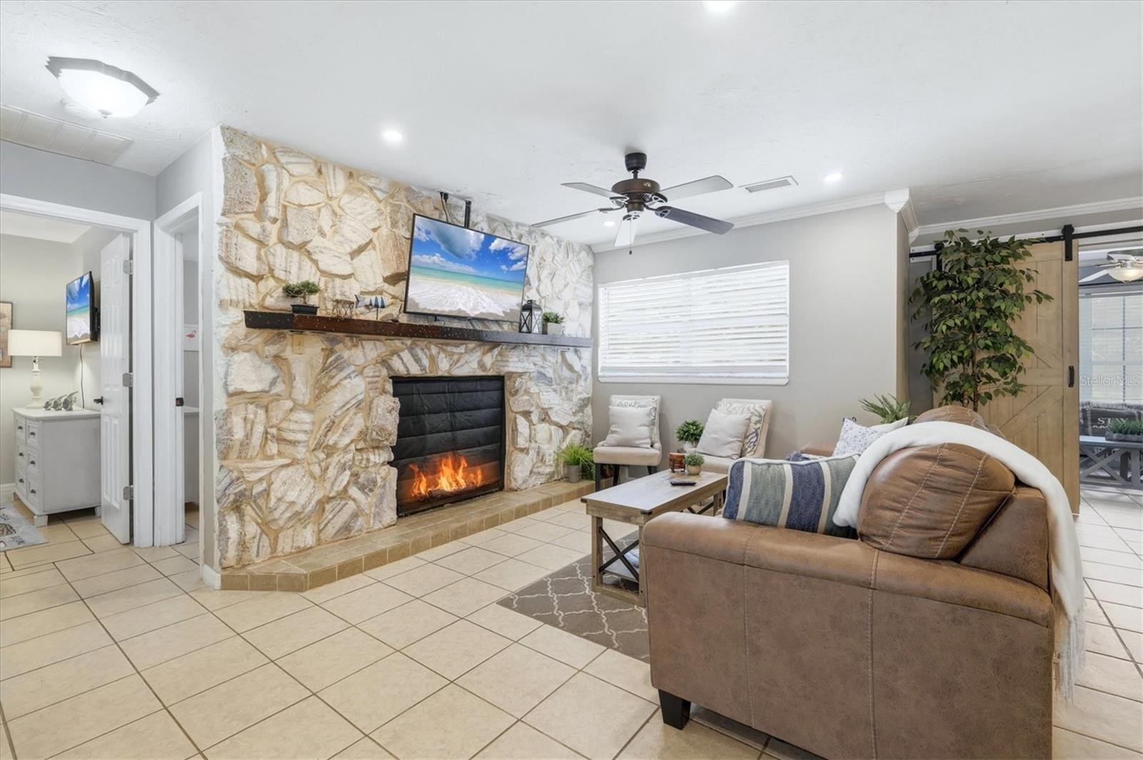 3818 BUCKEYE CIR