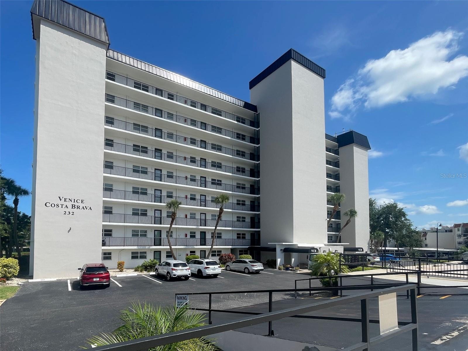 232 SAINT AUGUSTINE AVE #207