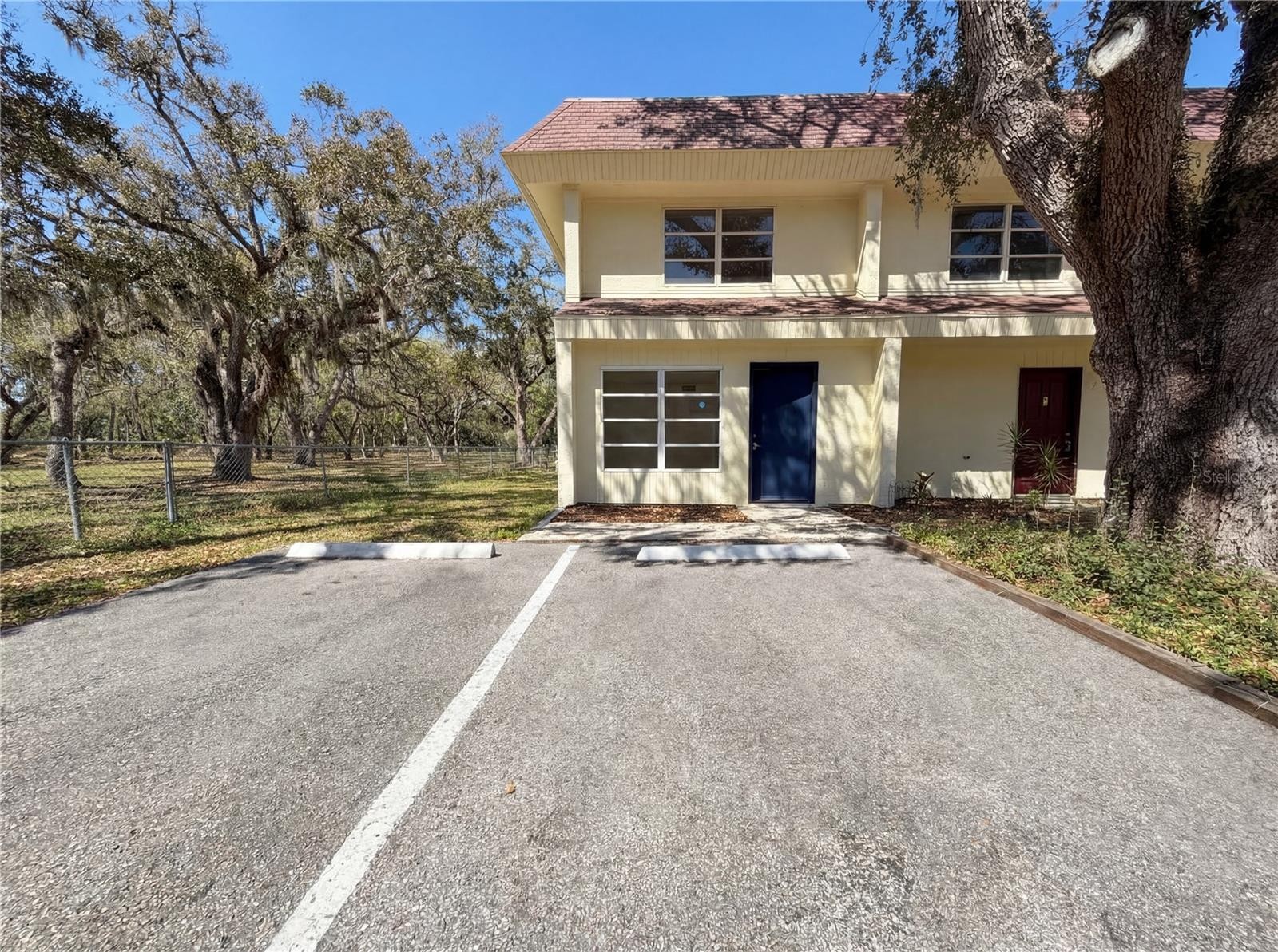 219 AMHERST AVE #105