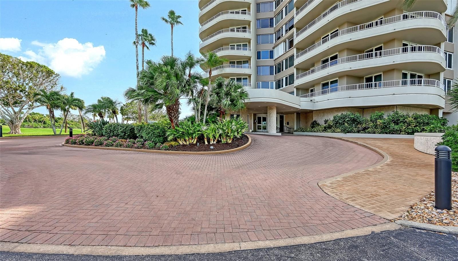 775 LONGBOAT CLUB RD #304