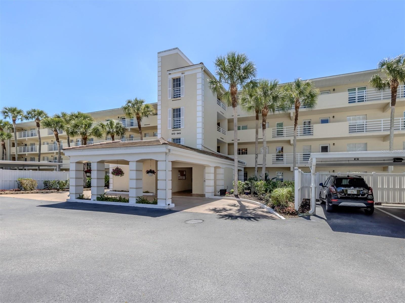 925 WEXFORD BLVD BLVD