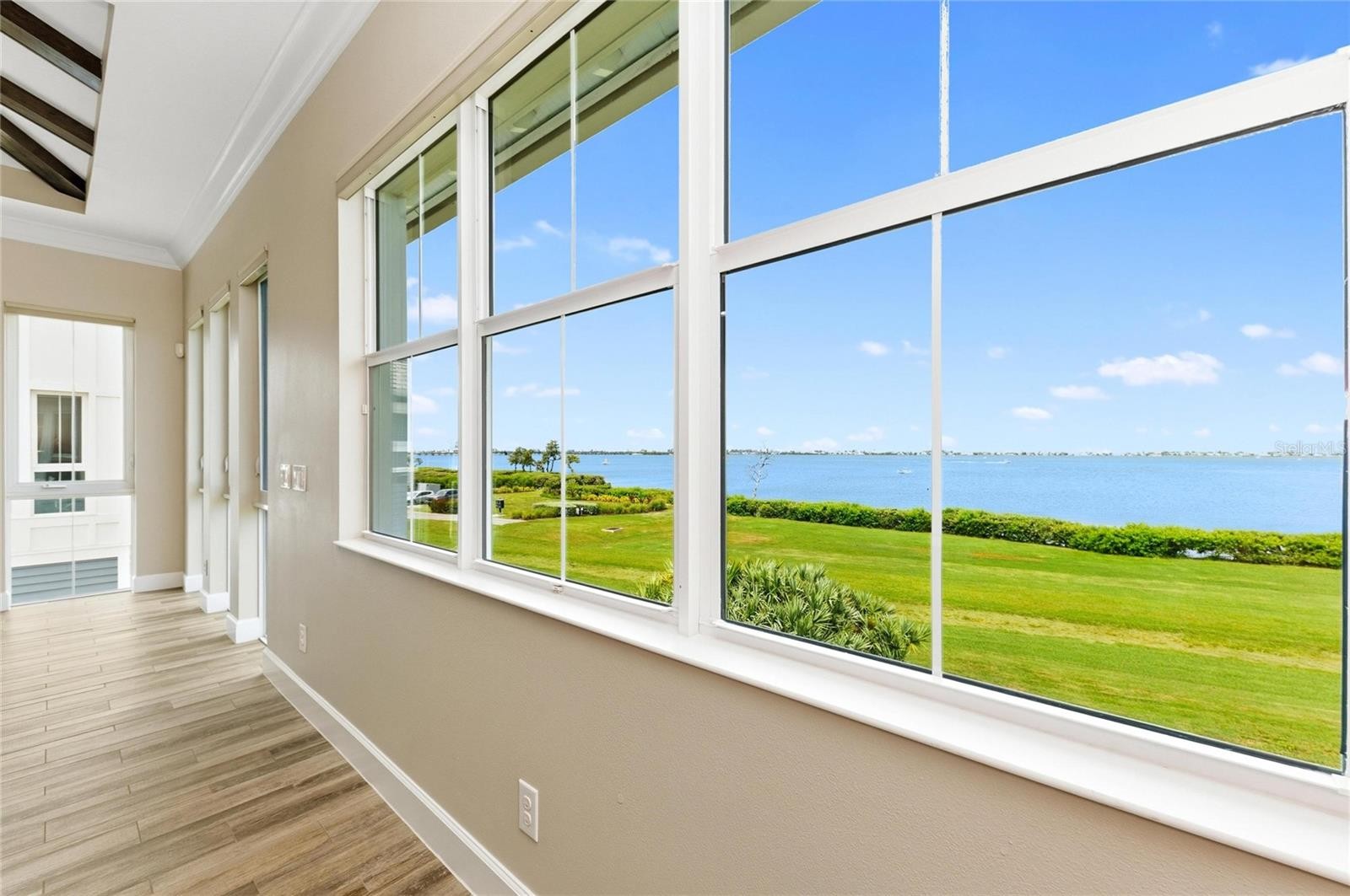 310 COMPASS POINT DR #201