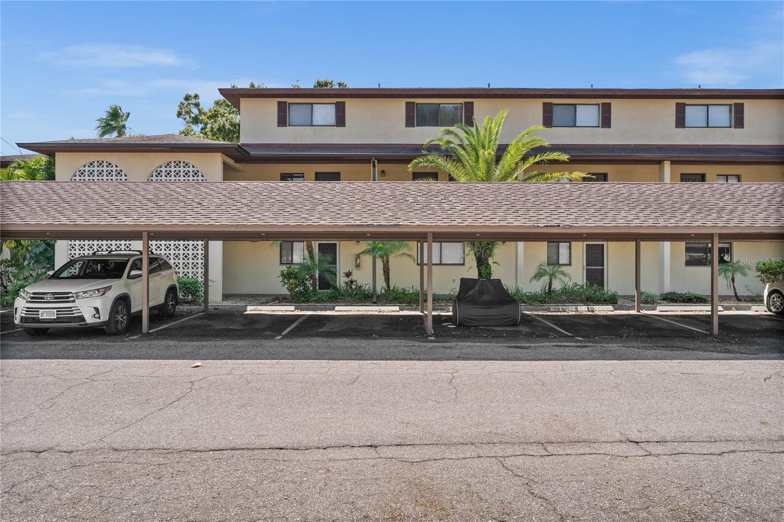 3700 BENEVA RD #601-613