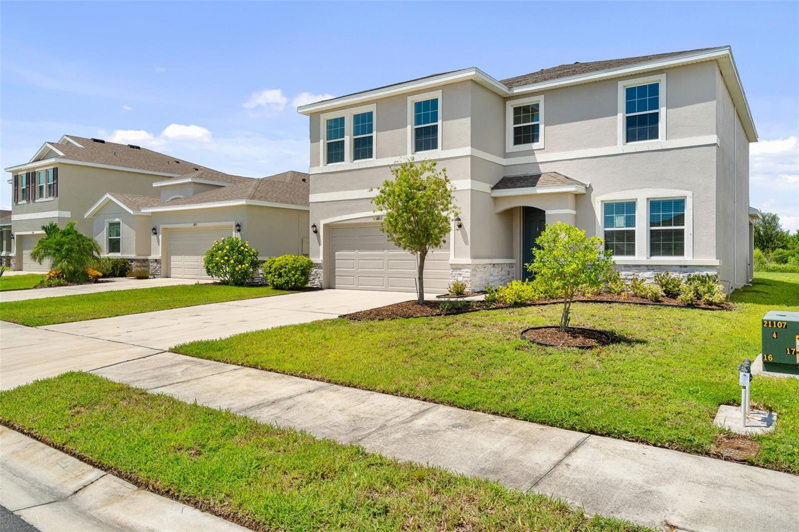 3813 LIVELY CORAL PL