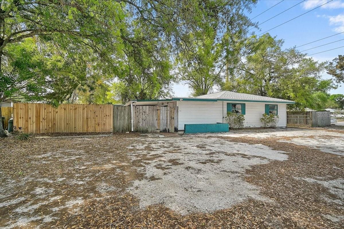 345 S TUTTLE AVE