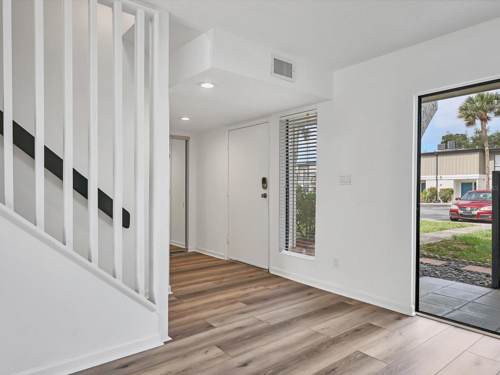 4001 BENEVA RD #401