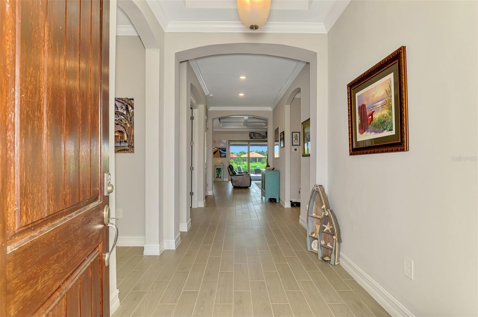 292 VILLORESI BLVD