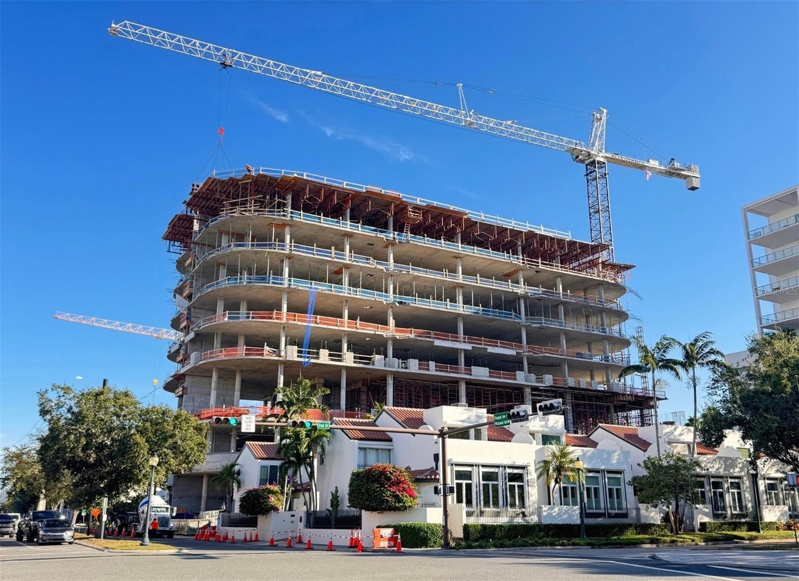 290 COCOANUT AVE #601