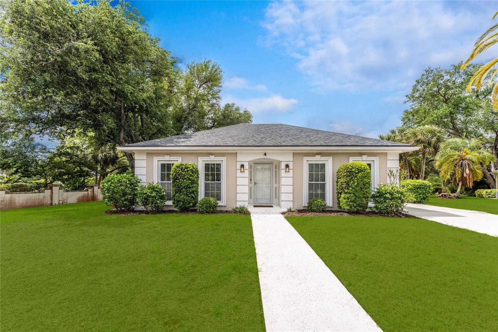 4 CURACAO CIR #40