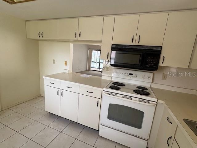 4625 OAK HILL TER #31