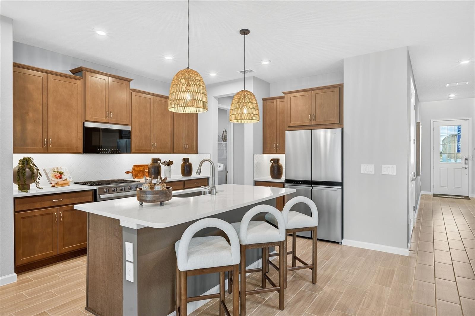 1828 SOARING VIDA ST