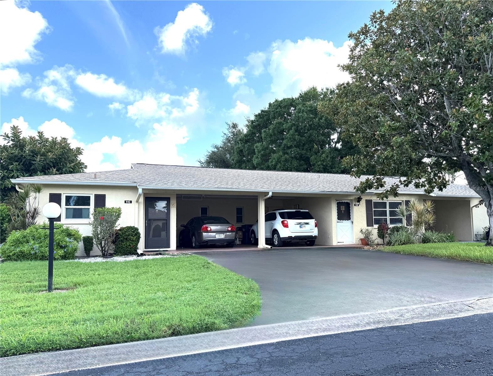 390 301 BLVD W #1B