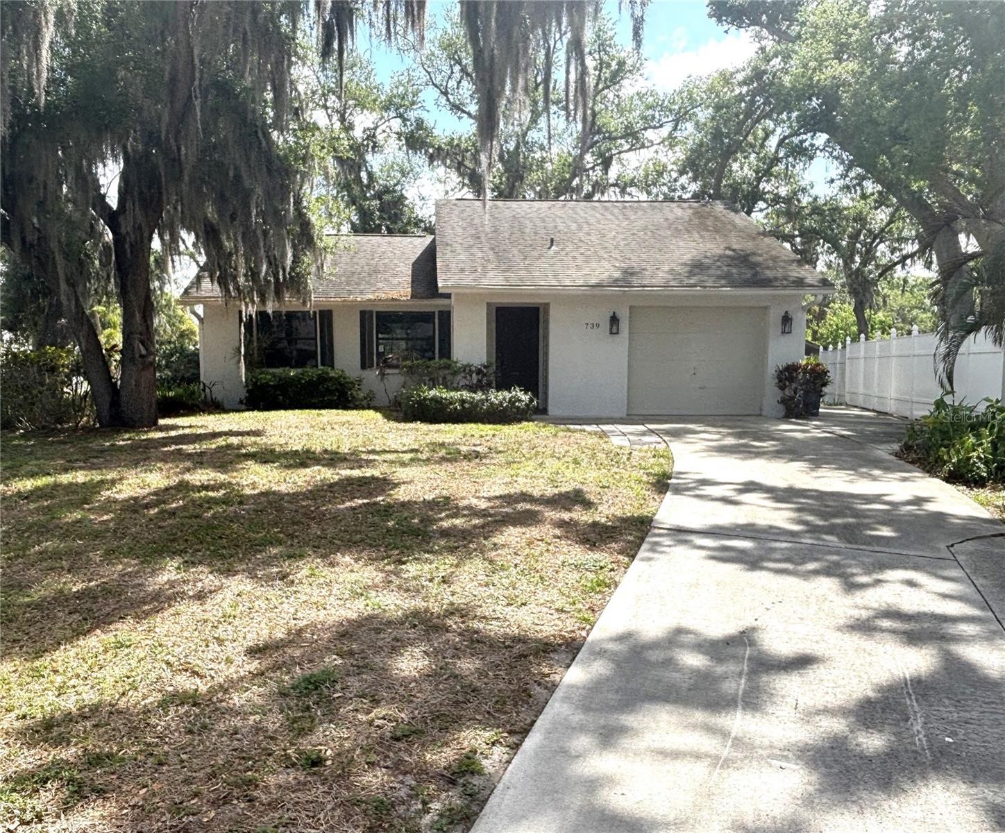 739 LOCKLEAR AVE