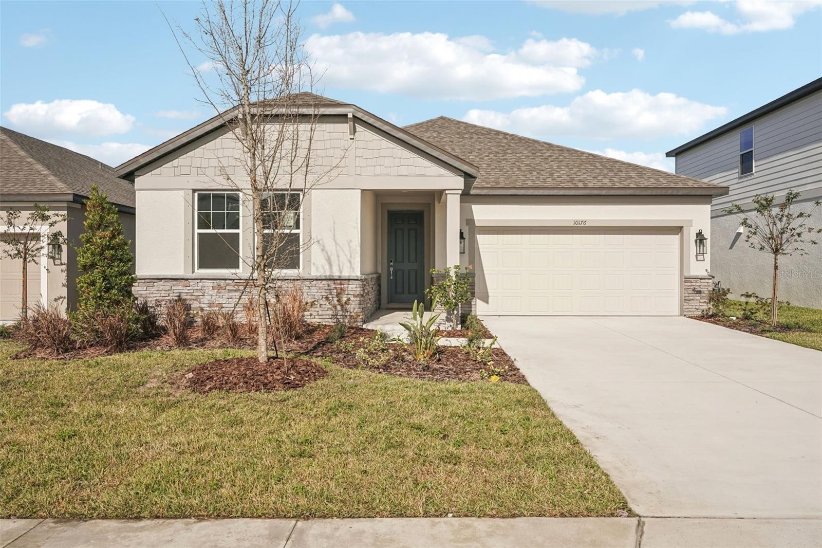 10172 HIDDEN HAMMOCK LOOP