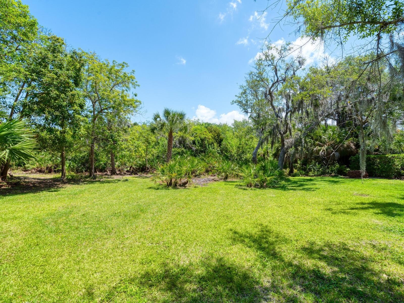 216 OSPREY POINT DR
