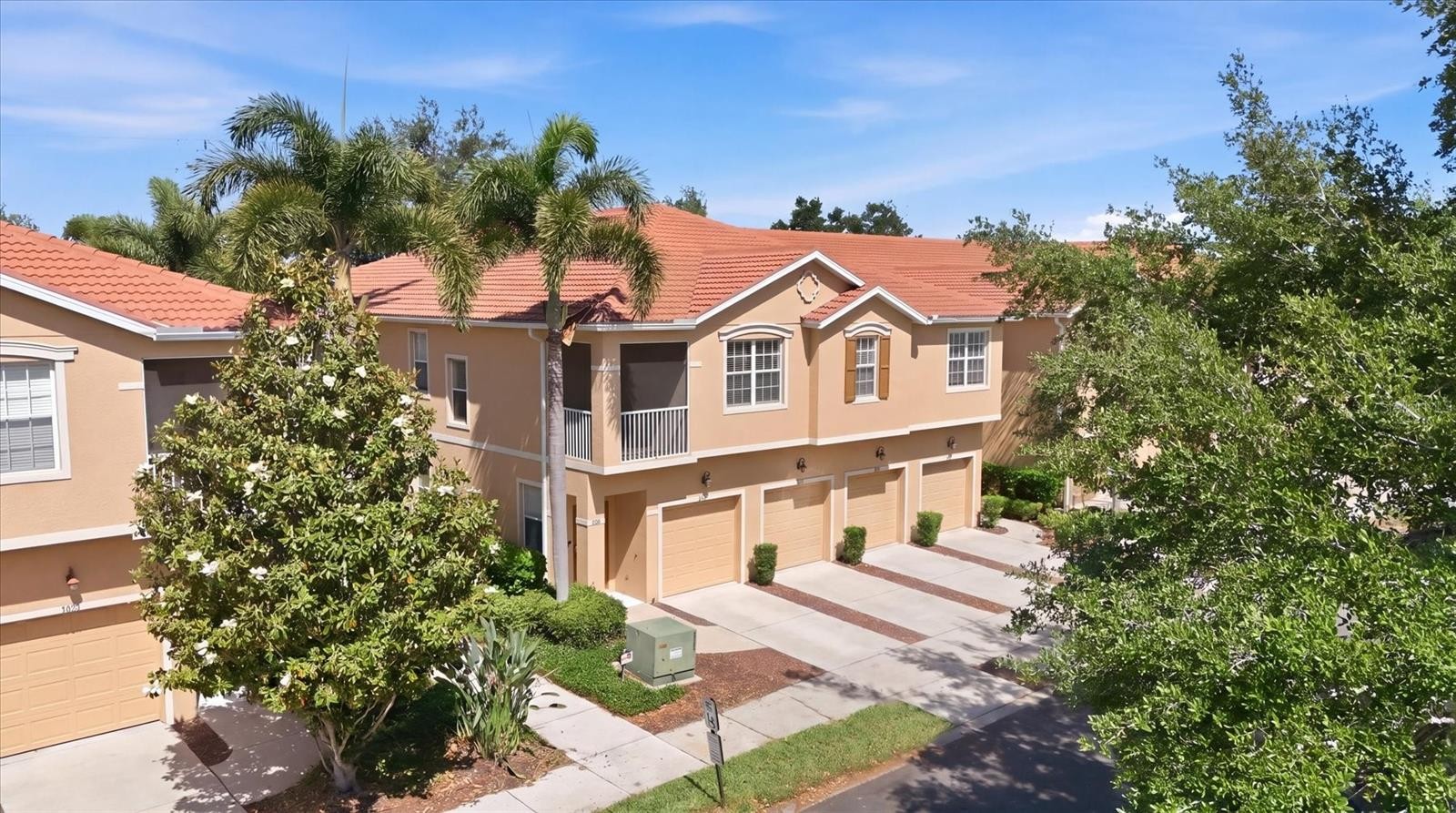 3825 PARKRIDGE CIR #1-202