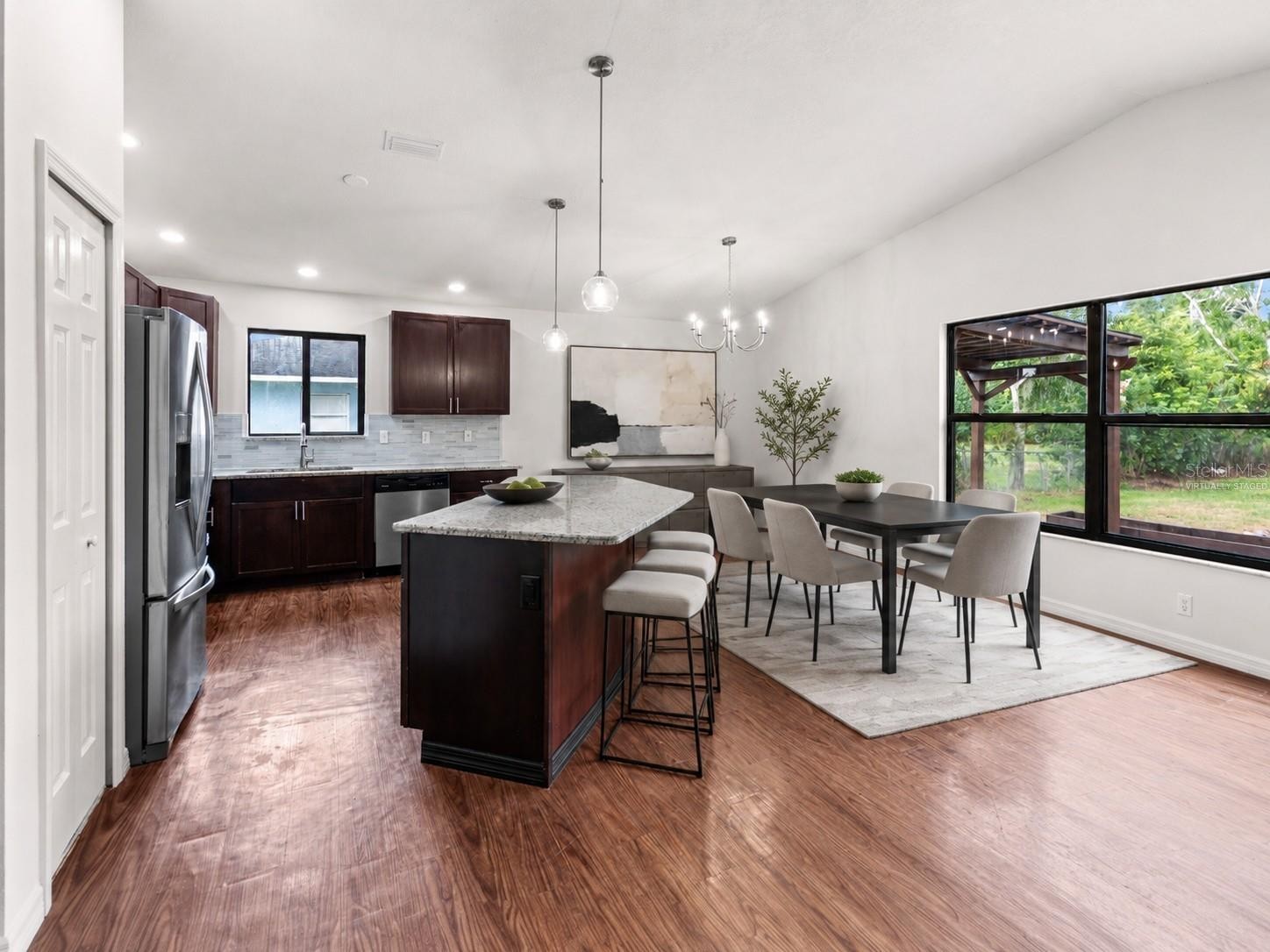 5011 LEON DR