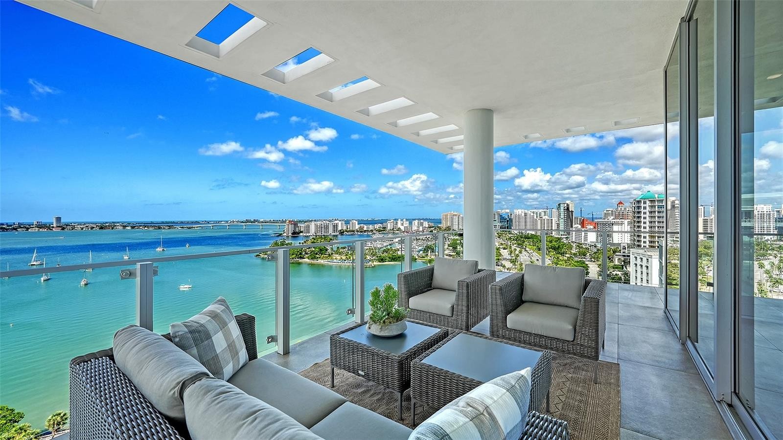 605 S GULFSTREAM AVE #12