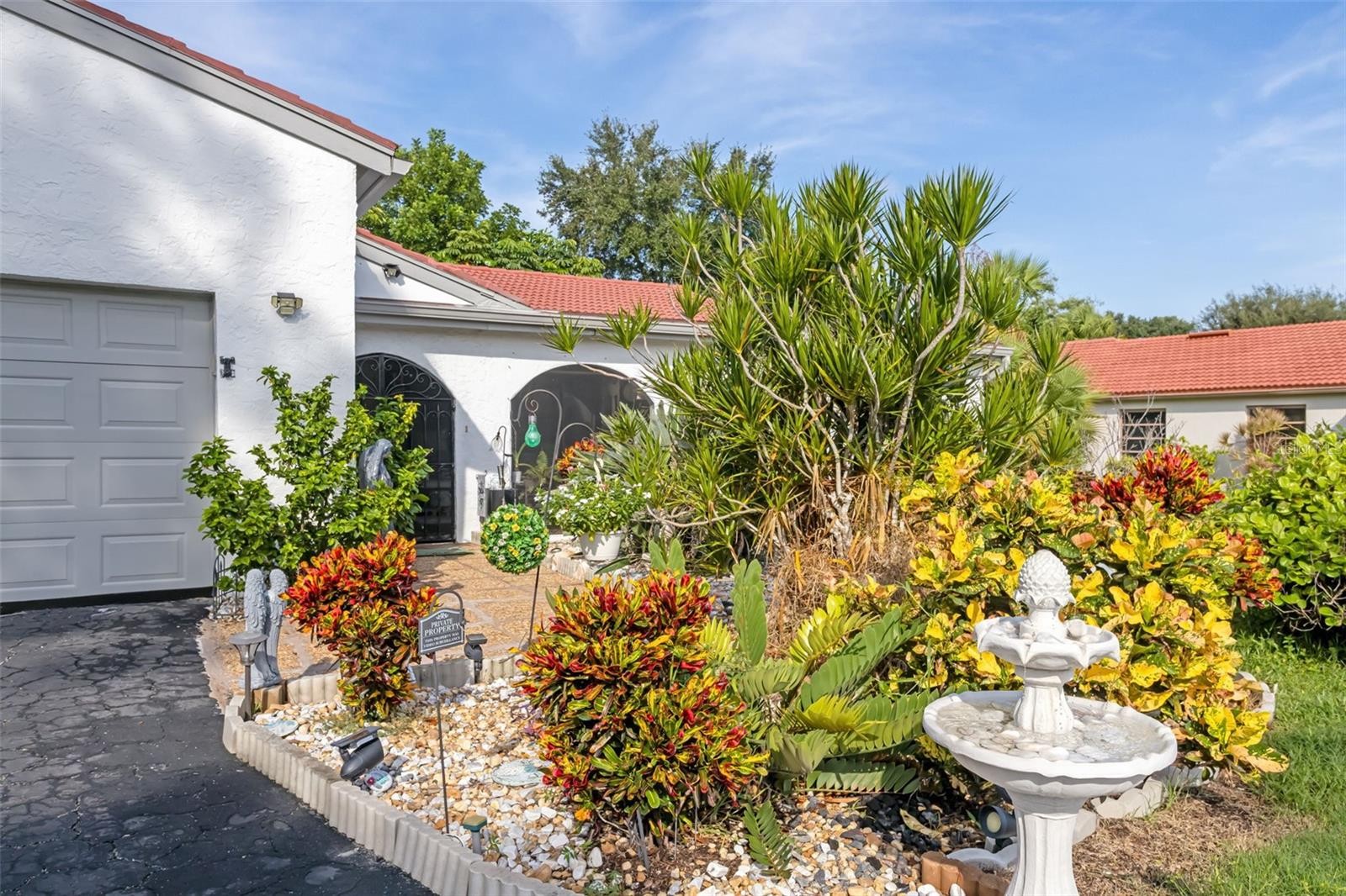 7236 LAS CASAS DR