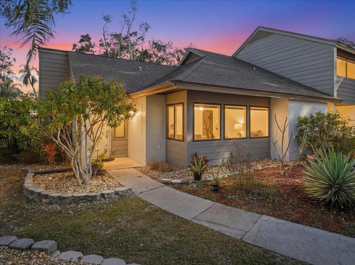 3205 GOLDEN EAGLE LN