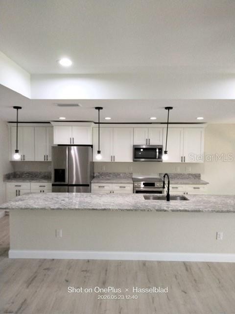 5859 FARMINGTON AVE