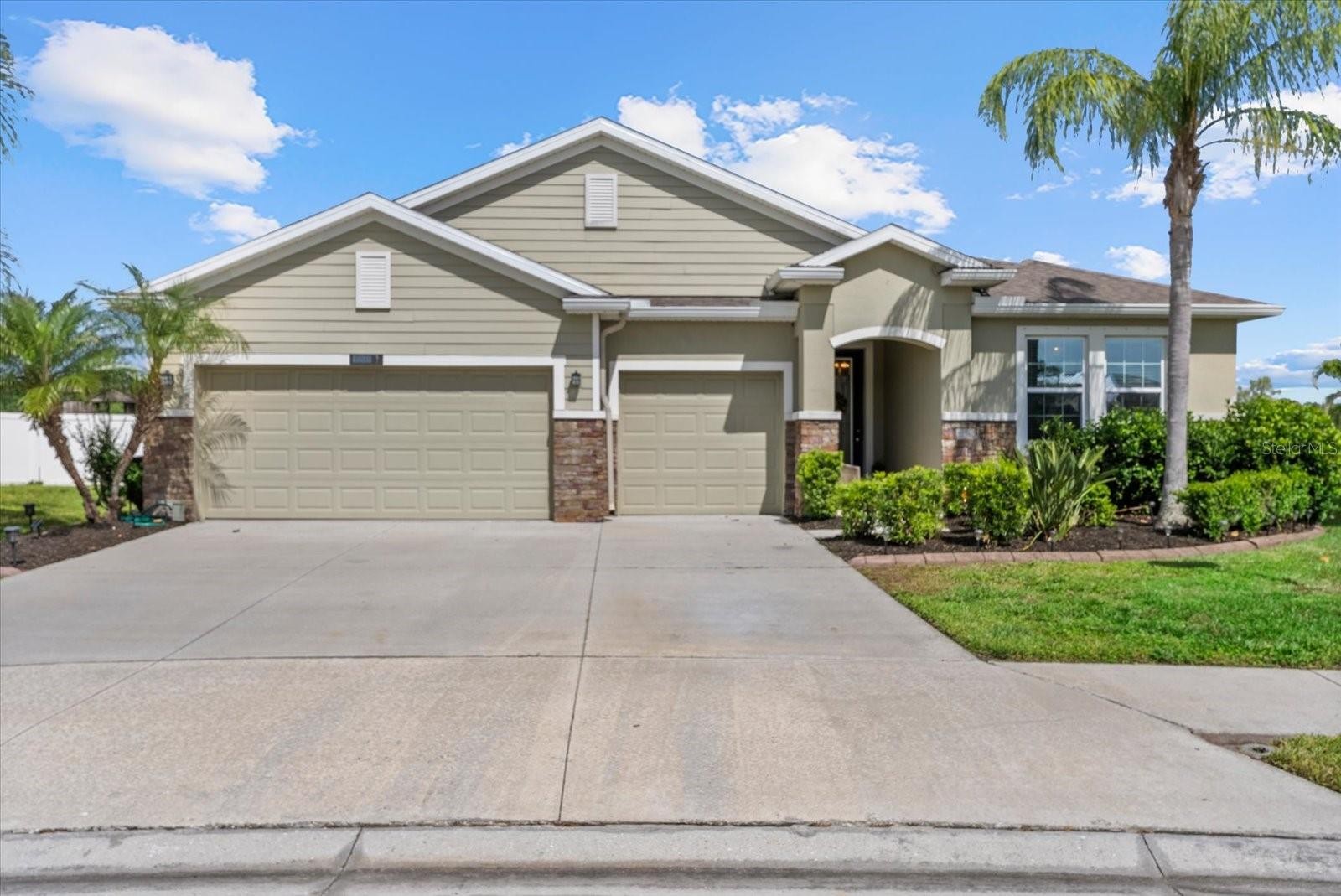 15531 TRINITY FALL WAY