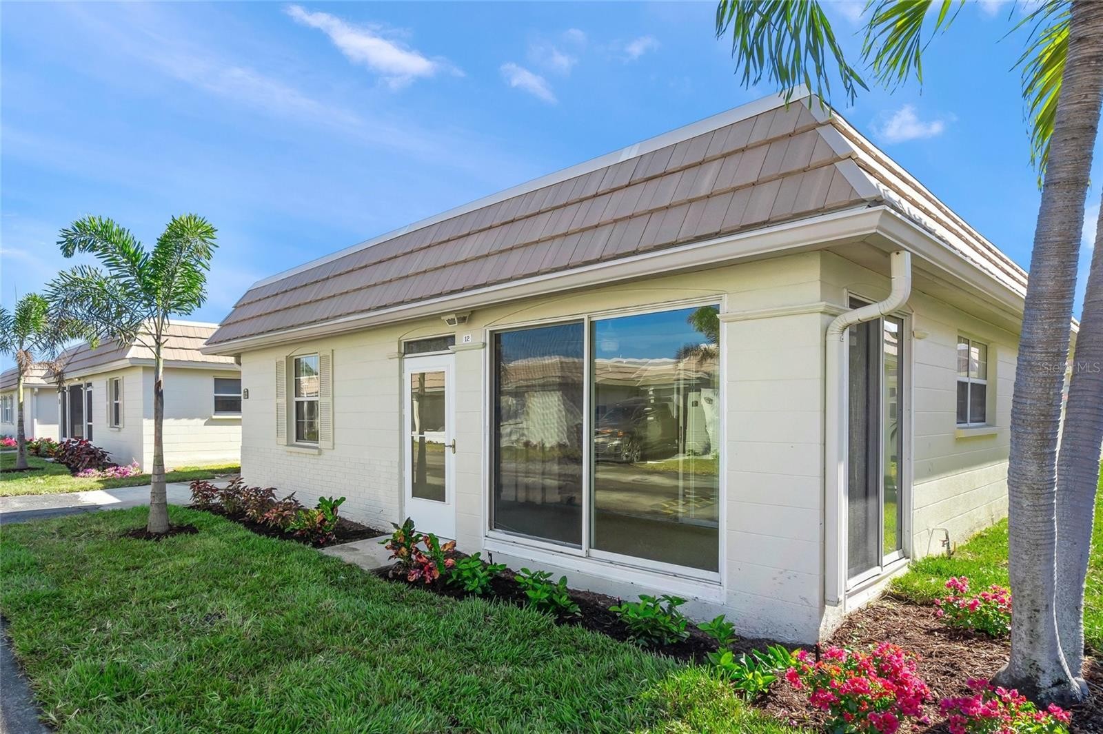 6150 MIDNIGHT PASS RD #V12