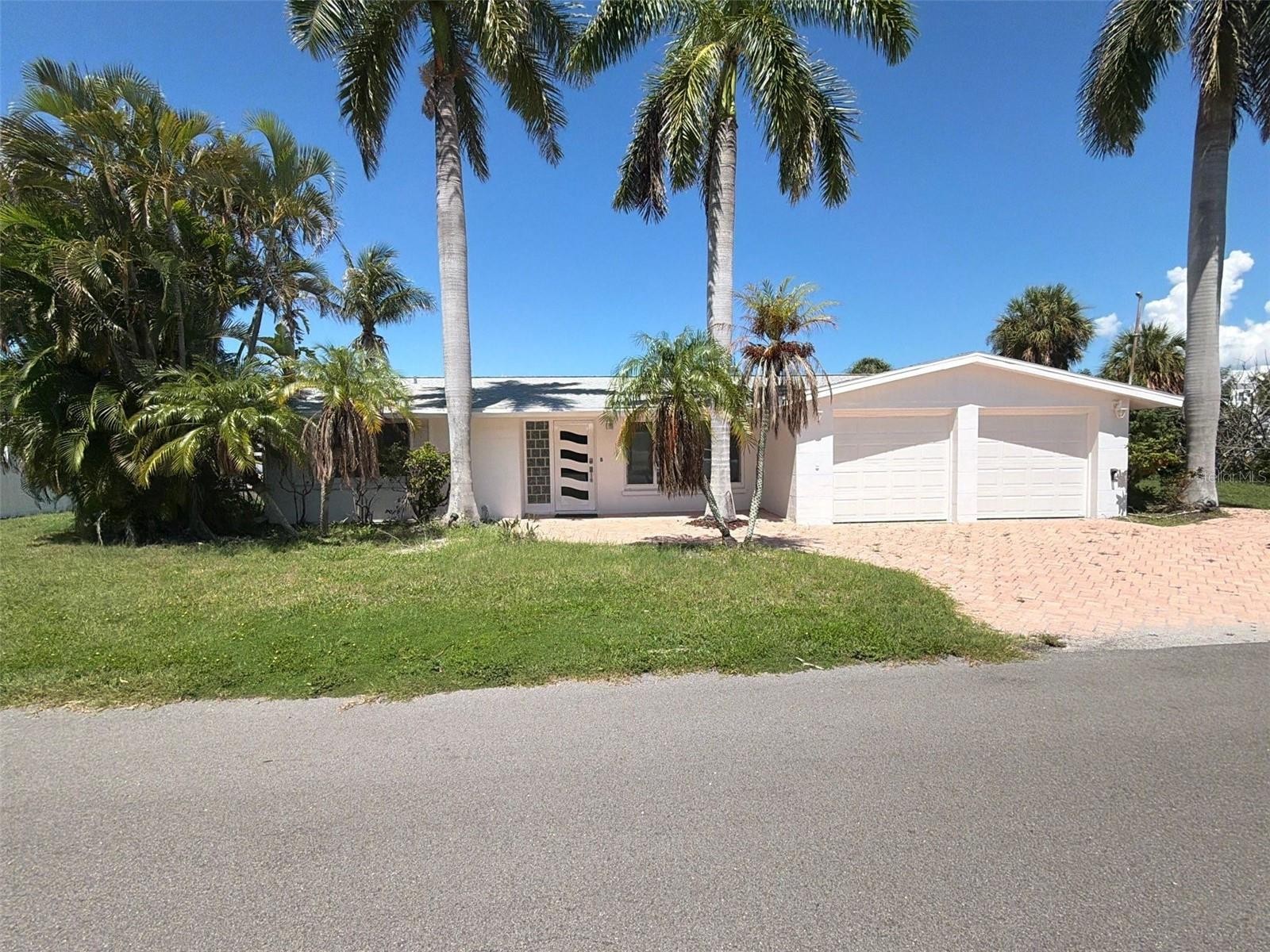 561 TARAWITT DR