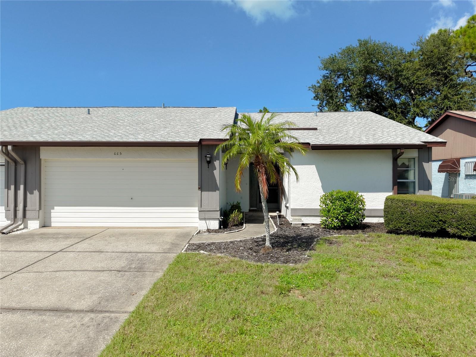 665 FOXWOOD BLVD