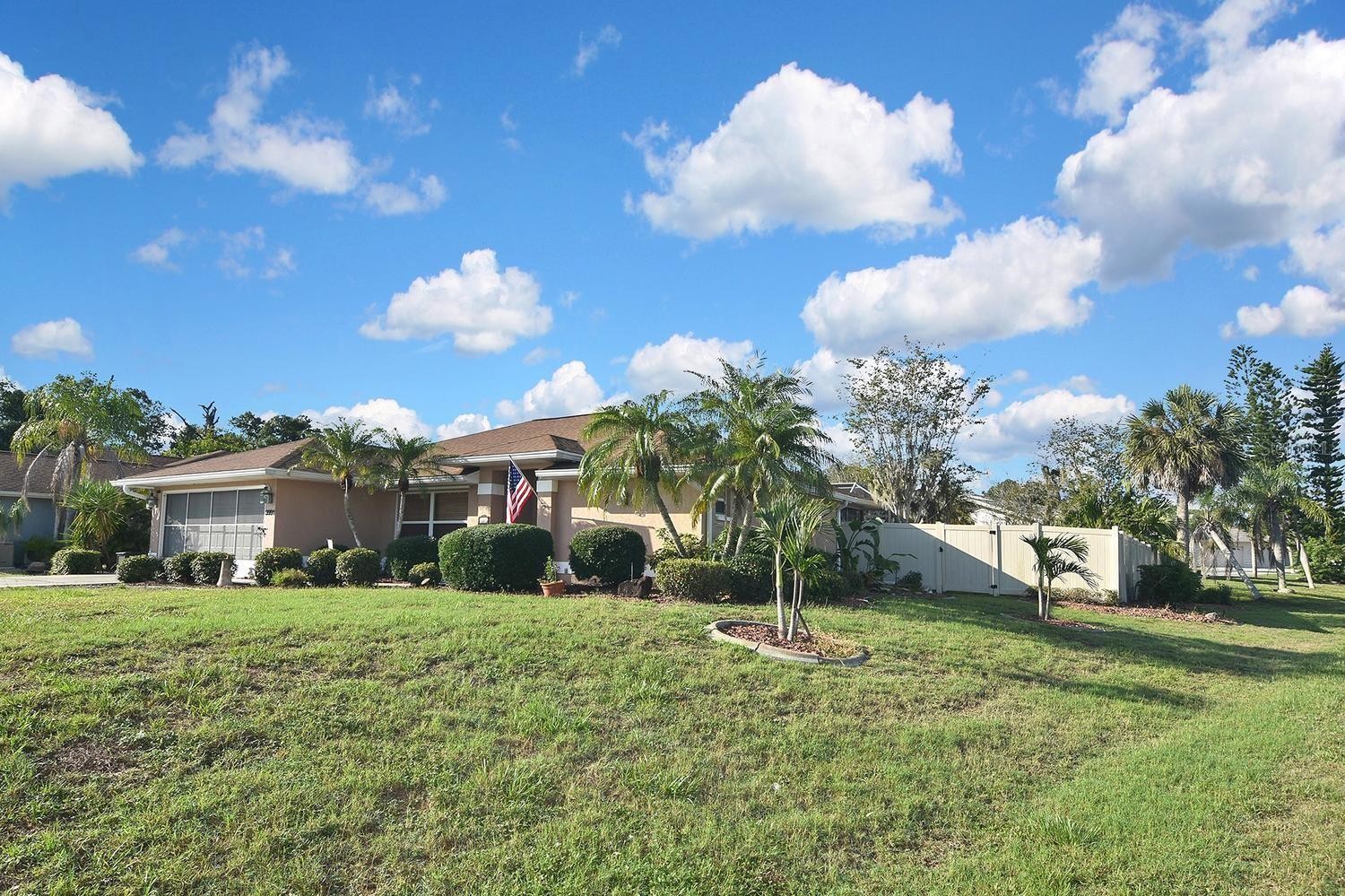 3991 HOLIN LN