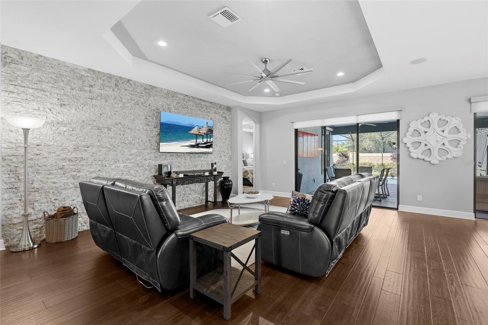 13227 PALERMO DR