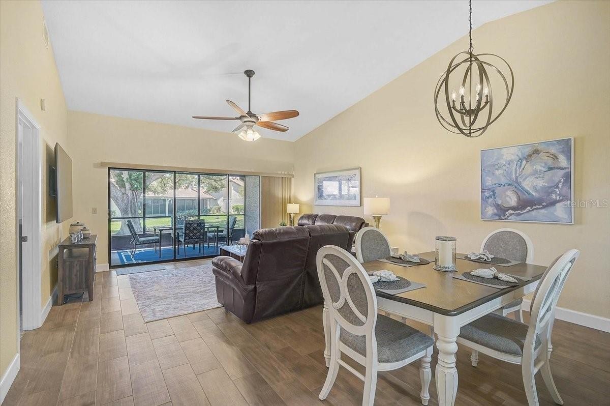 892 COUNTRY CLUB CIR #50