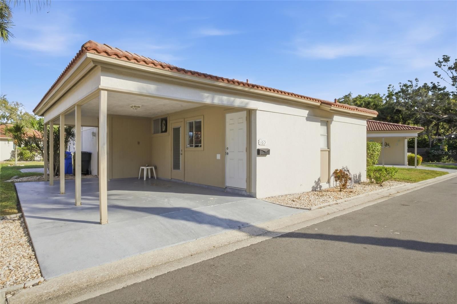 165 VISTA HERMOSA CIR #24A