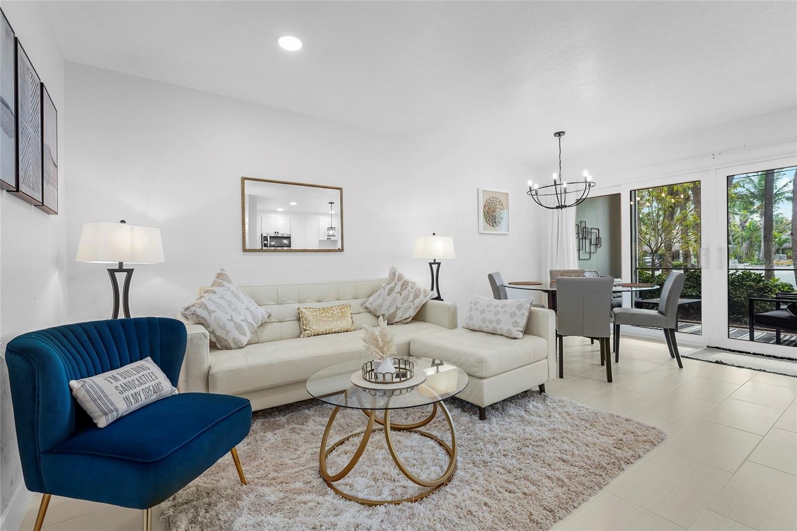 137 AVENIDA MESSINA #2