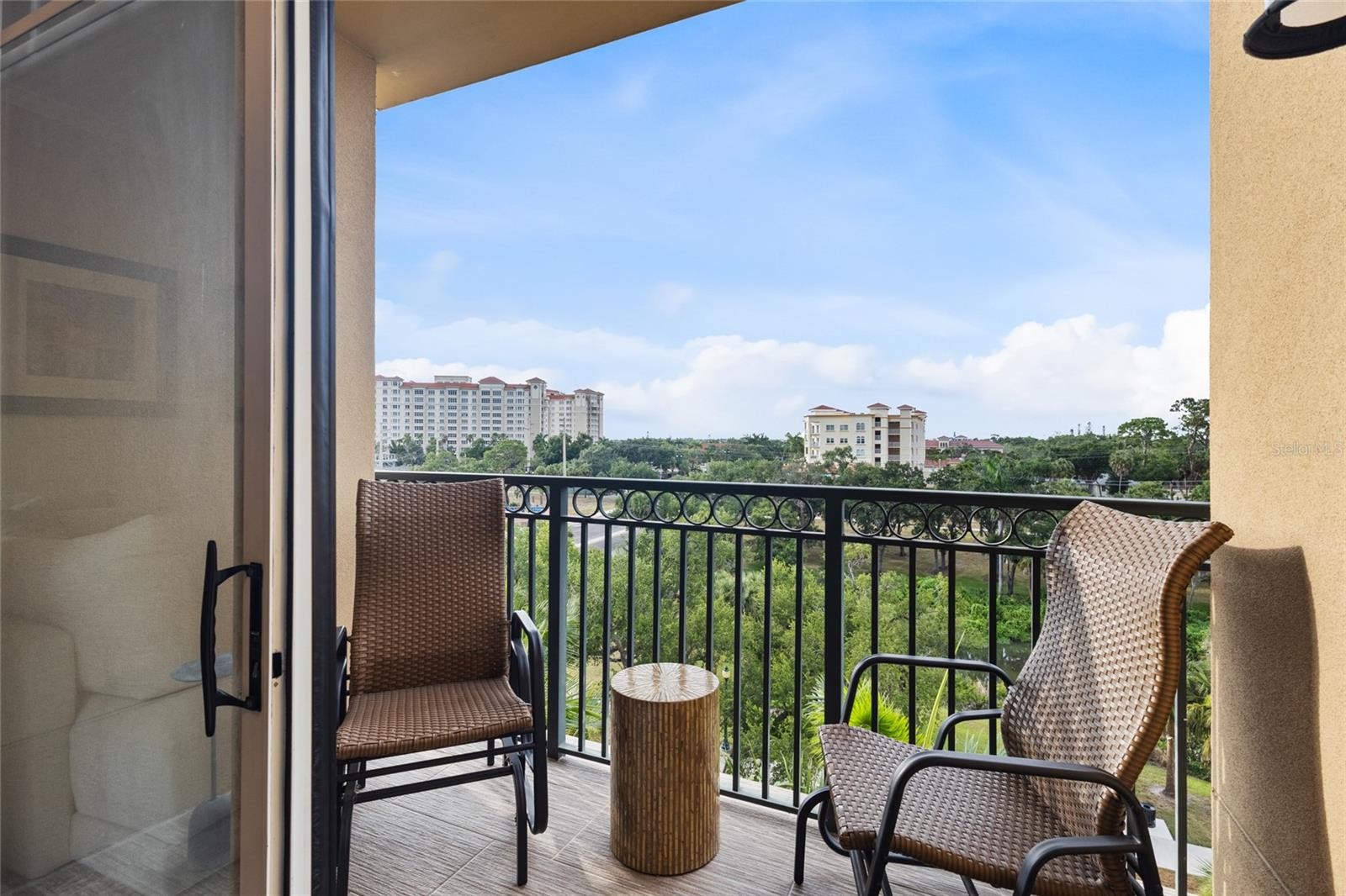 1064 N TAMIAMI TRL #1525
