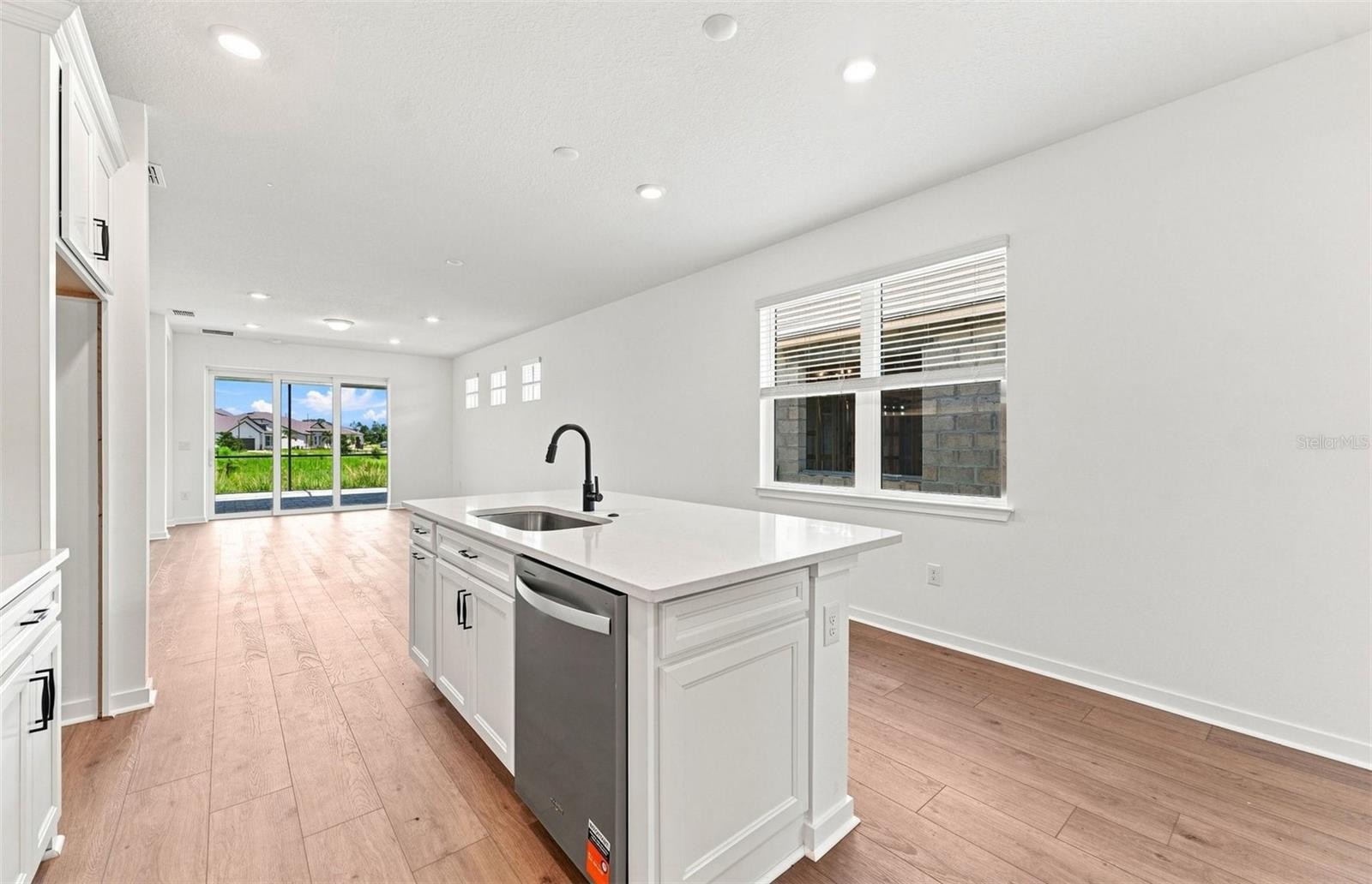 14752 SUNLIT CIR