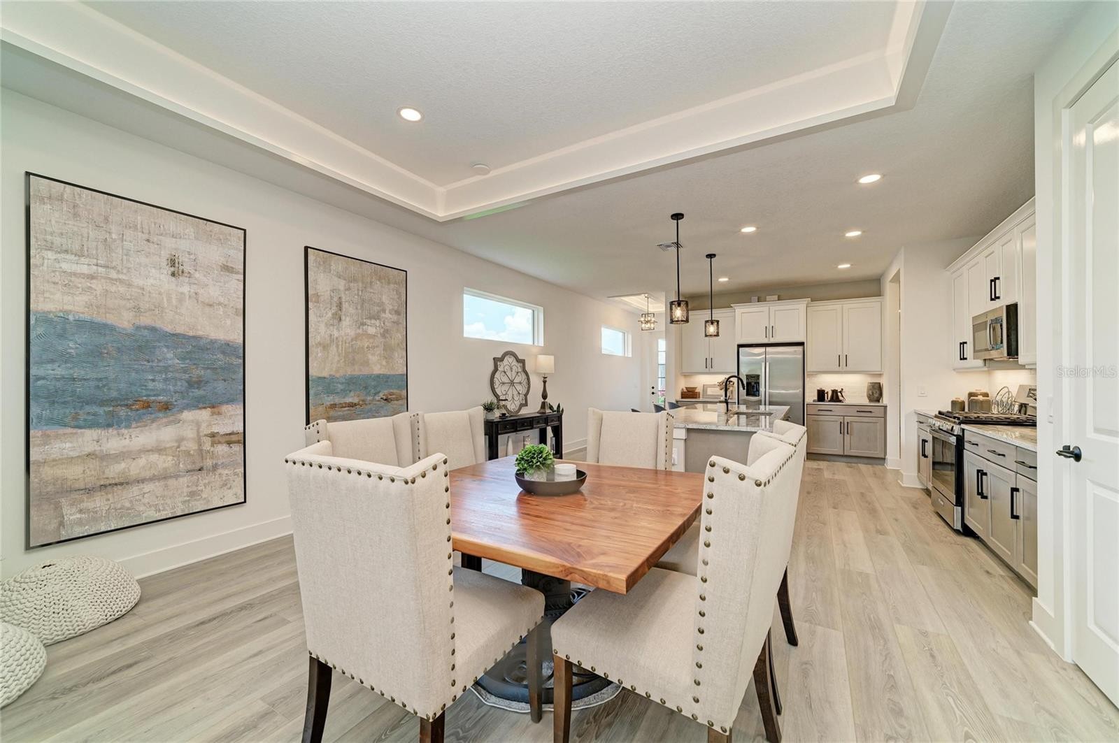 1047 WATERLINE CT