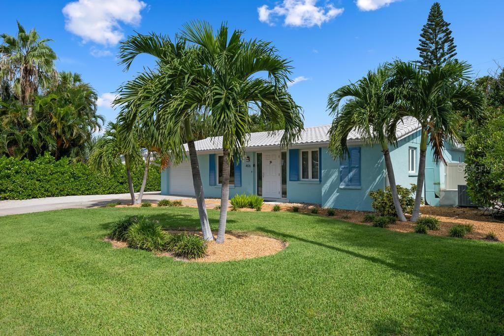 406 BAY PALMS DR