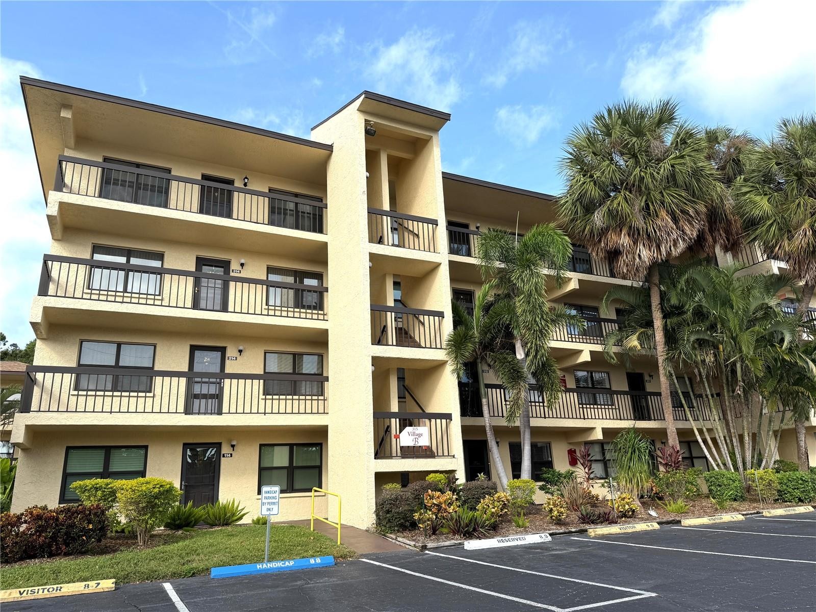 315 30TH AVE W #B212