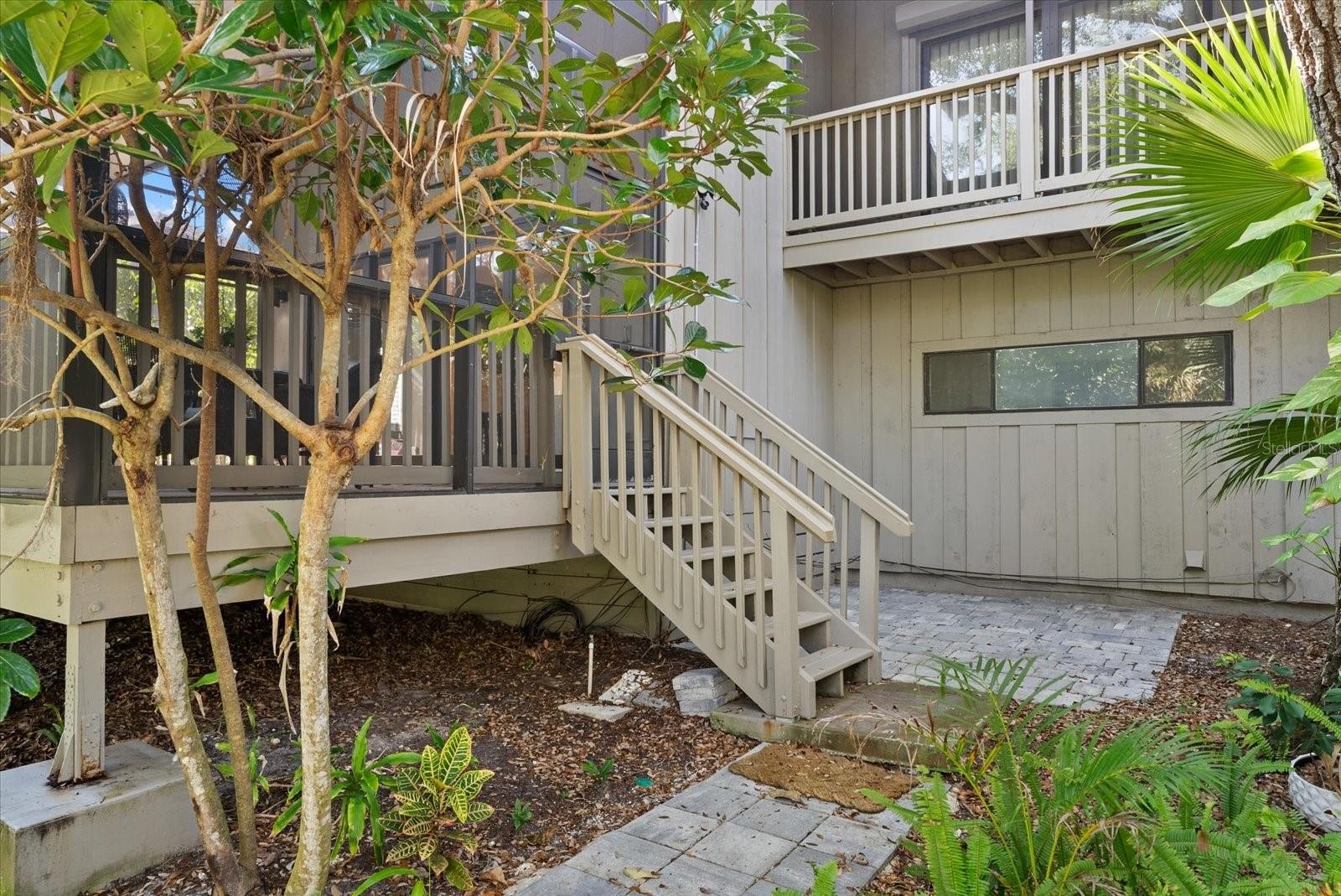 1423 LANDINGS PL #59