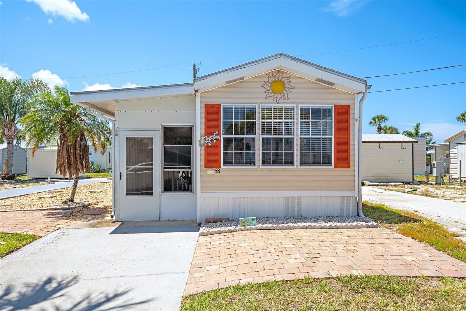 58 MONTEGO DR