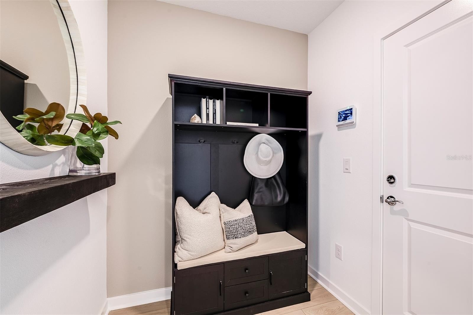 9837 TRELLIS VINE WAY