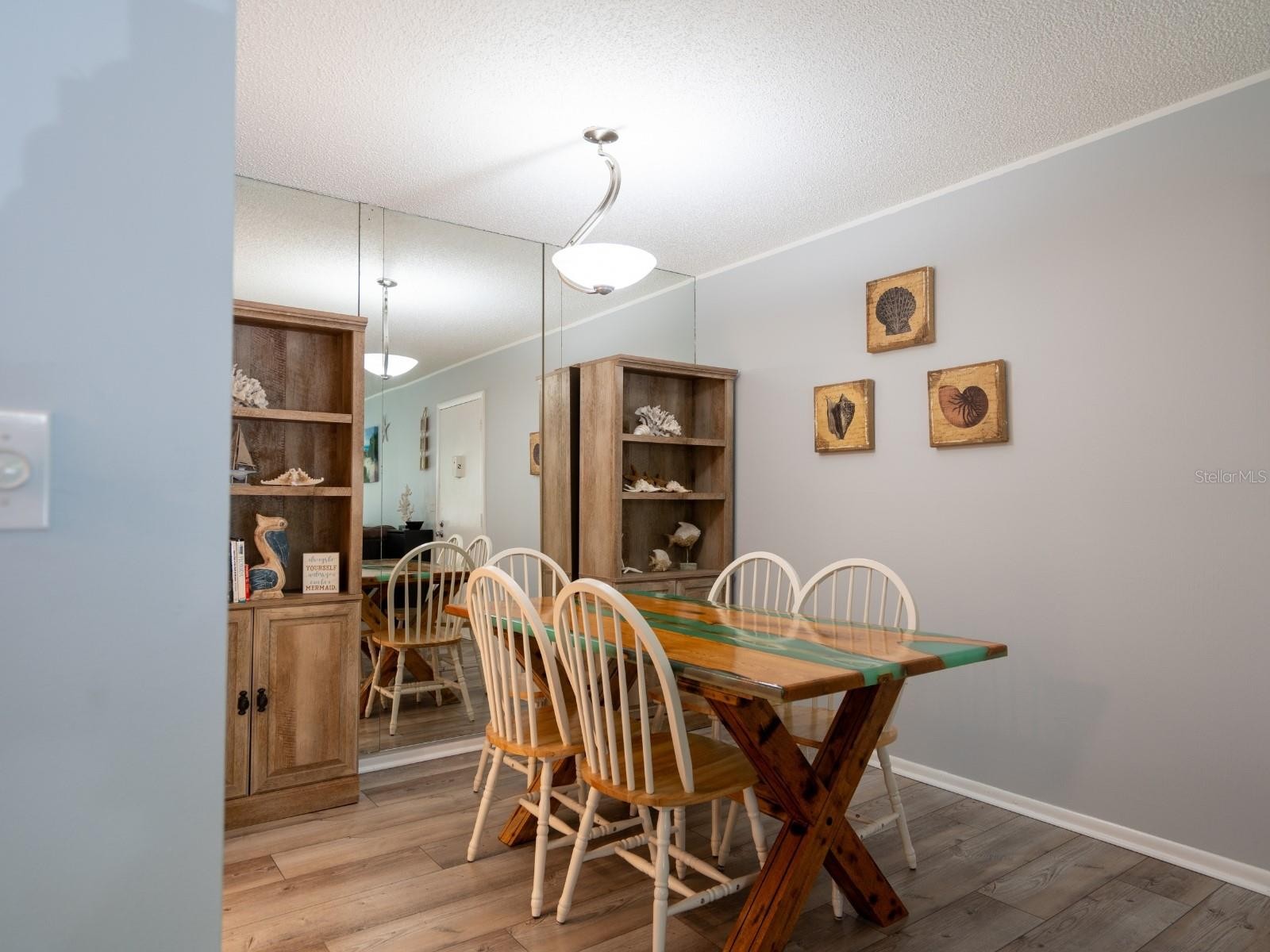 3255 BENEVA RD #201