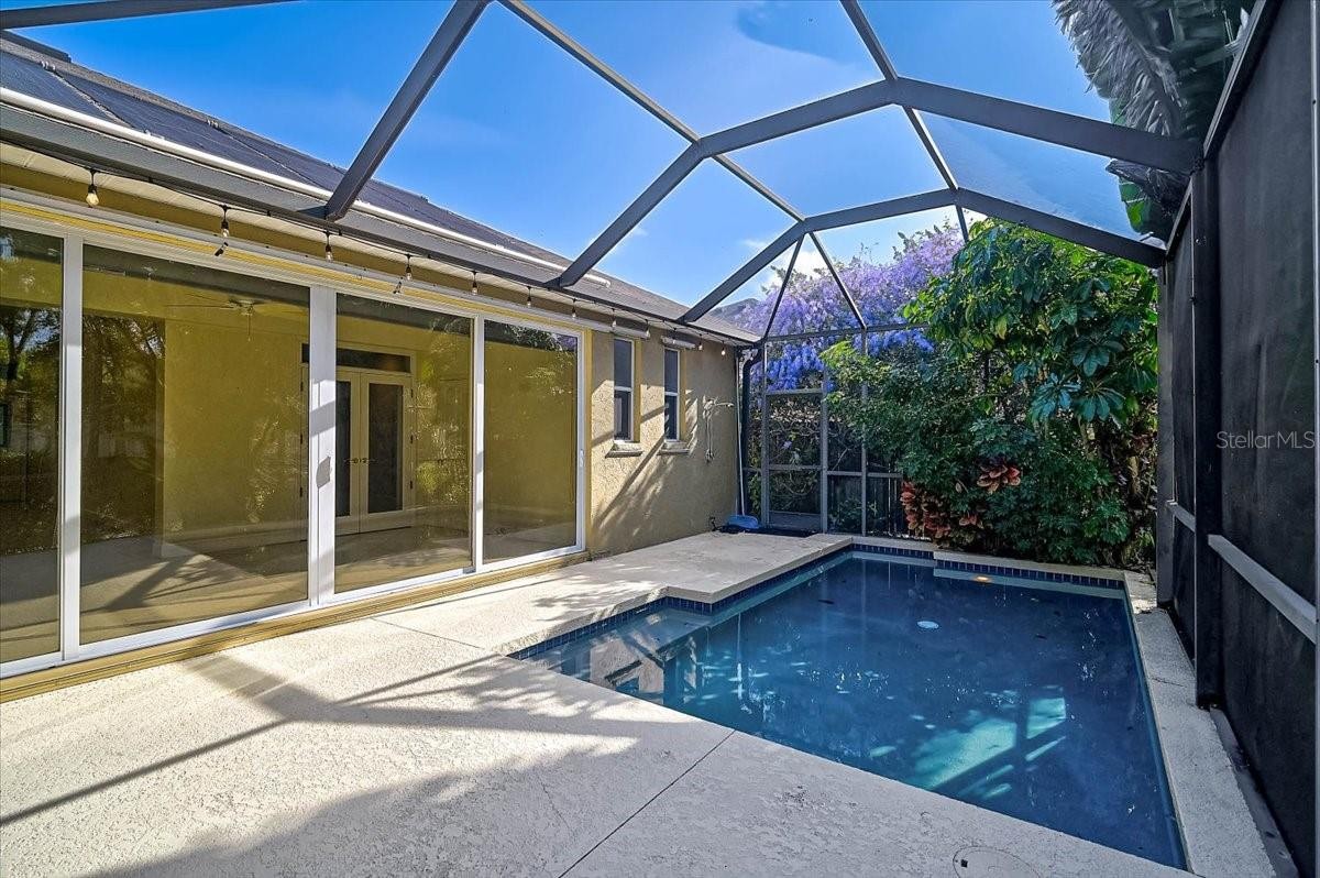 5453 ASHTON MANOR DR