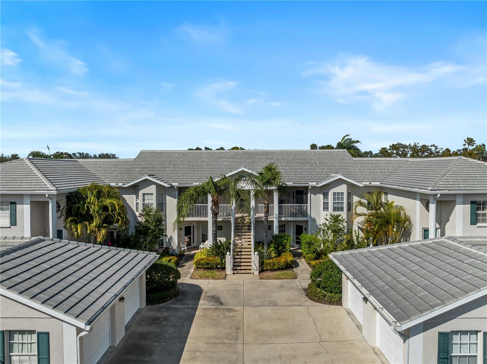 902 ADDINGTON CT #103