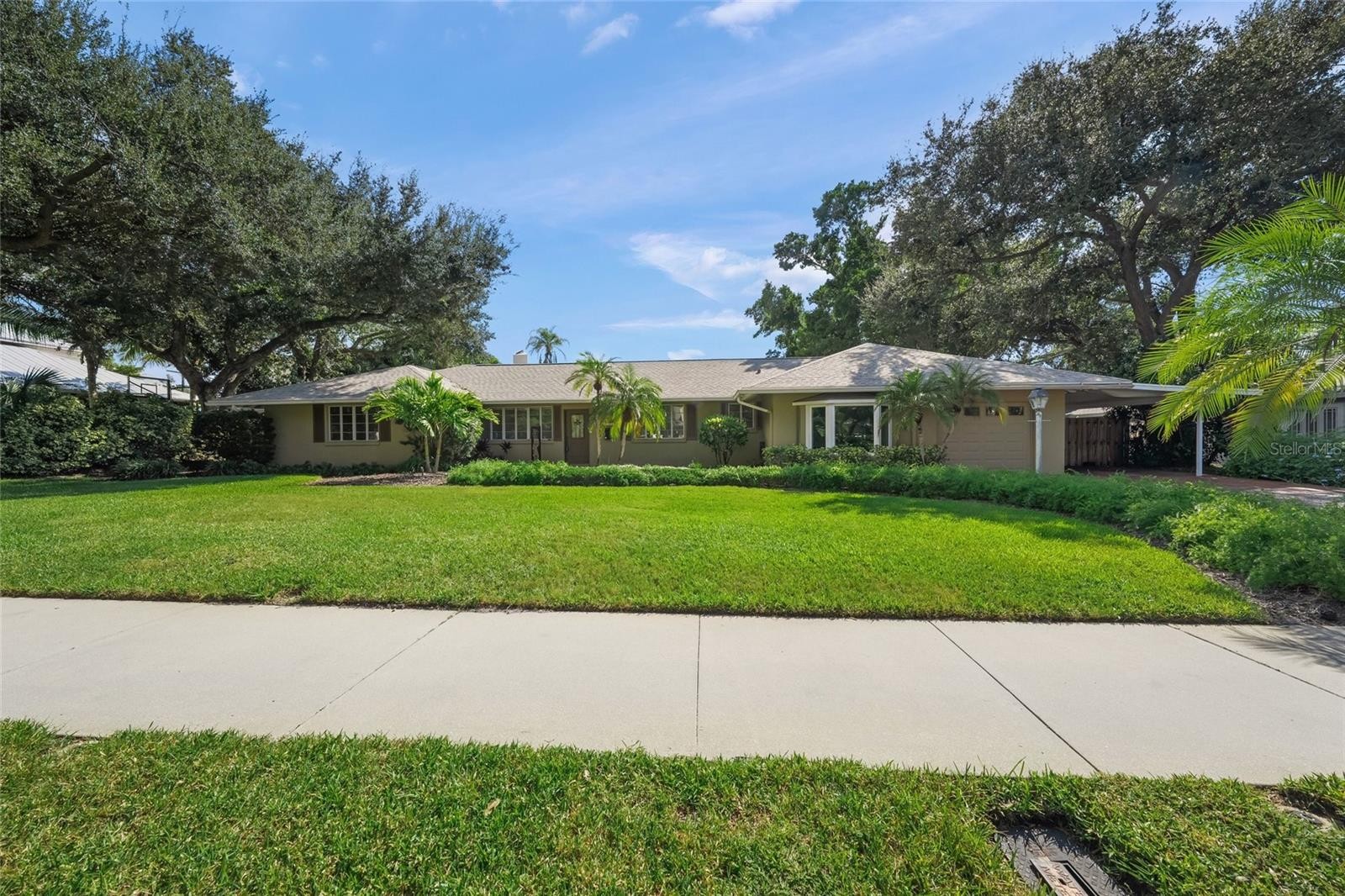 1714 SOUTH DR