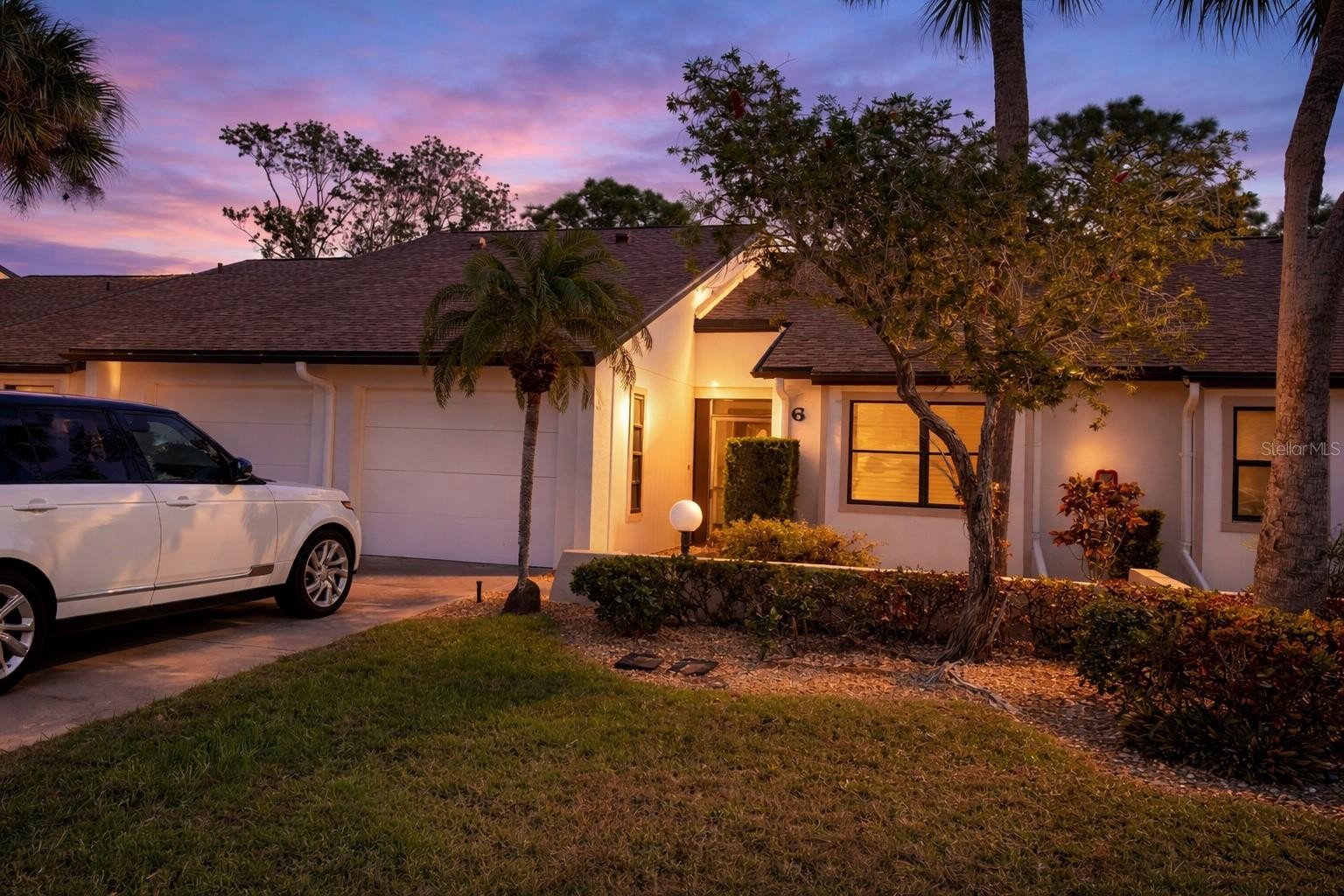 1211 CAPRI ISLES BLVD #6