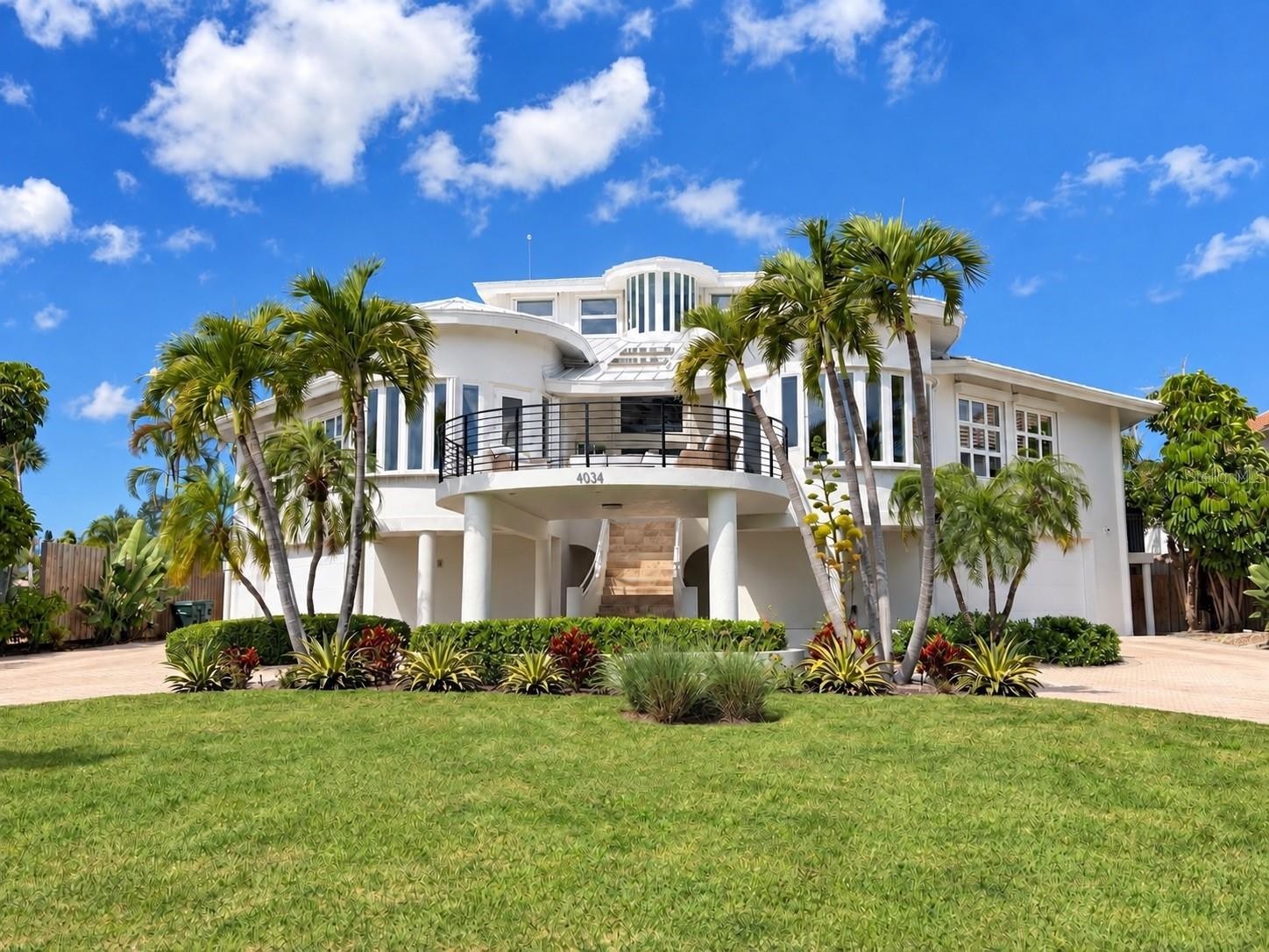 4034 ROBERTS POINT RD