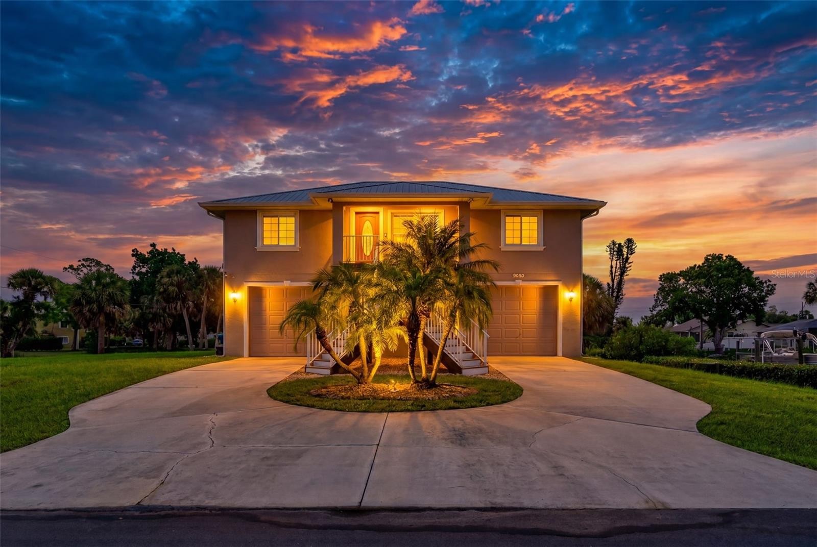 9050 CALOOSA DR